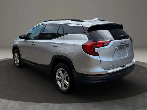 Used 2018 GMC Terrain SLE AWD/4WD image 8