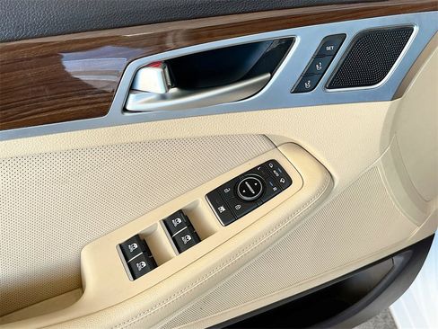 Used 2019 Genesis G80 3.8 image 18