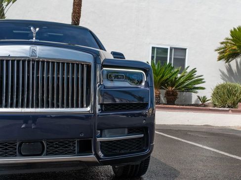 Certified 2019 Rolls-Royce Cullinan AWD/4WD image 41