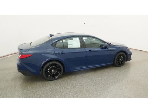 New 2026 Toyota Camry SE FWD image 10