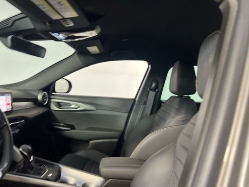 Used 2024 Alfa Romeo Tonale Ti w/ Active Assist Package image 23