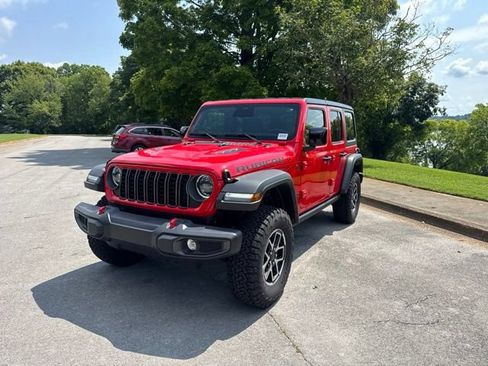 Used 2026 Jeep Wrangler Unlimited Rubicon AWD/4WD image 3