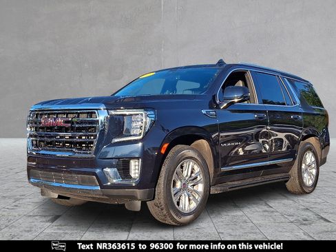 Certified 2022 GMC Yukon SLT w/ SLT Premium Package AWD/4WD image 1