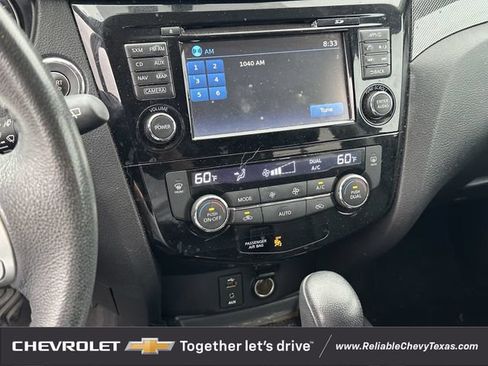 Used 2015 Nissan Rogue SL w/ SL Premium Package AWD/4WD image 17