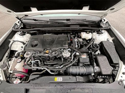 Used 2023 Toyota Camry XSE w/ Cold Weather Package image 10