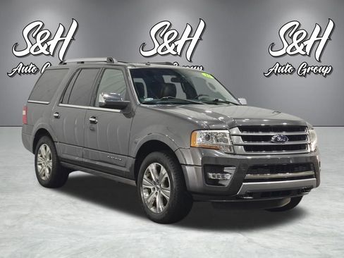 Used 2015 Ford Expedition Platinum AWD/4WD image 2