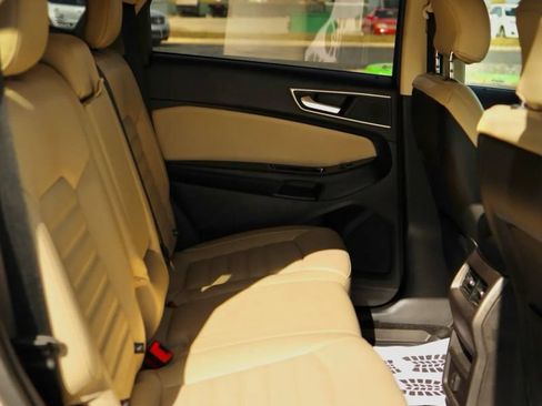 Used 2017 Ford Edge SEL w/ Equipment Group 201A AWD/4WD image 45