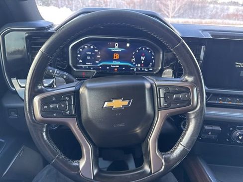 Used 2022 Chevrolet Silverado 1500 High Country w/ High Country Premium Package AWD/4WD image 19