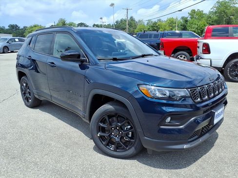 New 2026 Jeep Compass Latitude AWD/4WD image 2