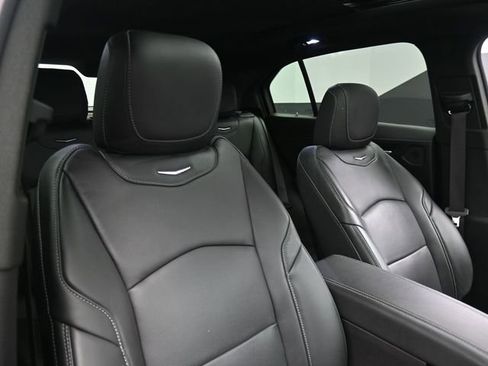 Used 2024 Cadillac XT4 Premium Luxury image 28
