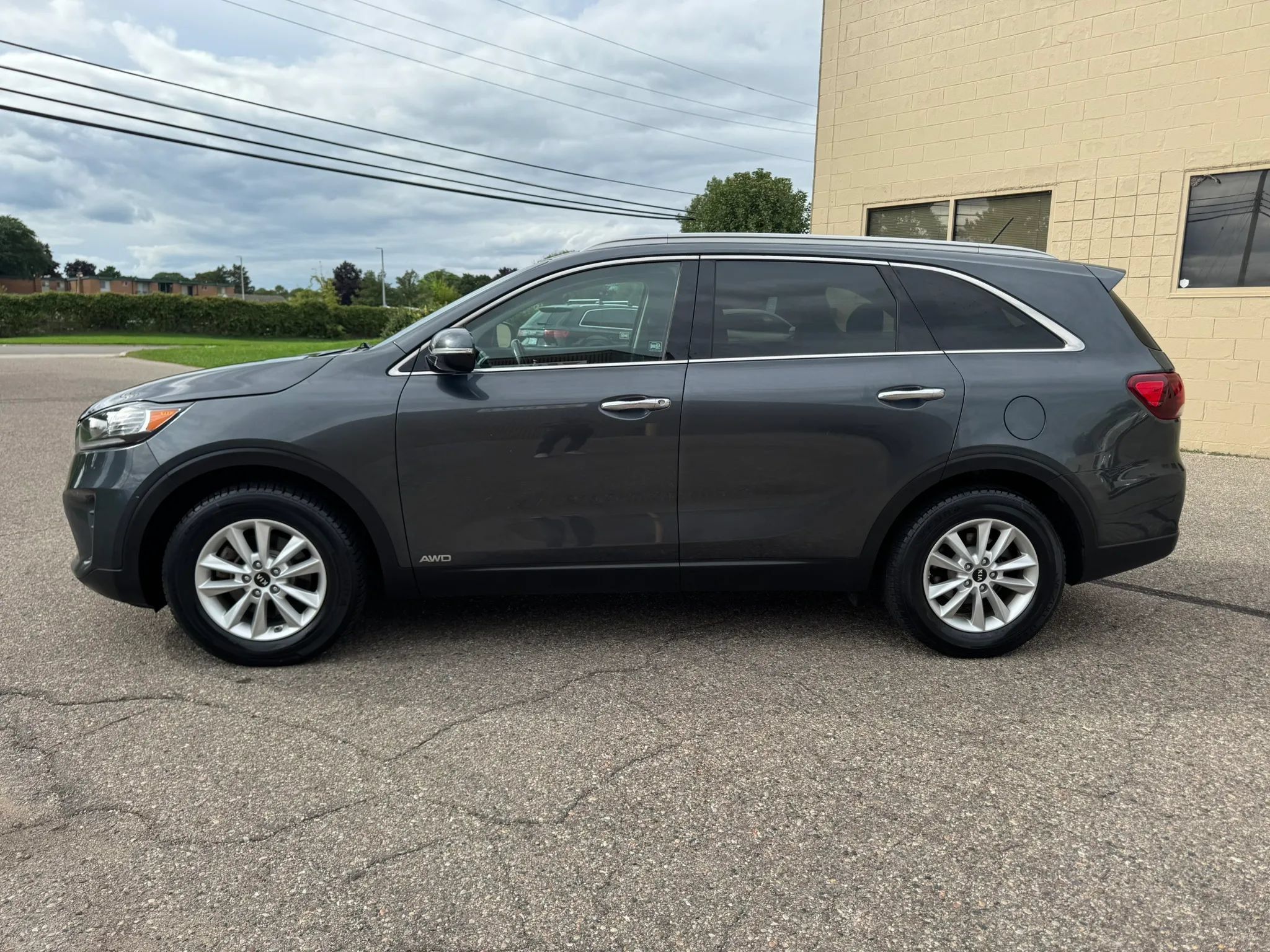 Used 2020 Kia Sorento LX w/ LX I4 Convenience Package AWD/4WD image 5