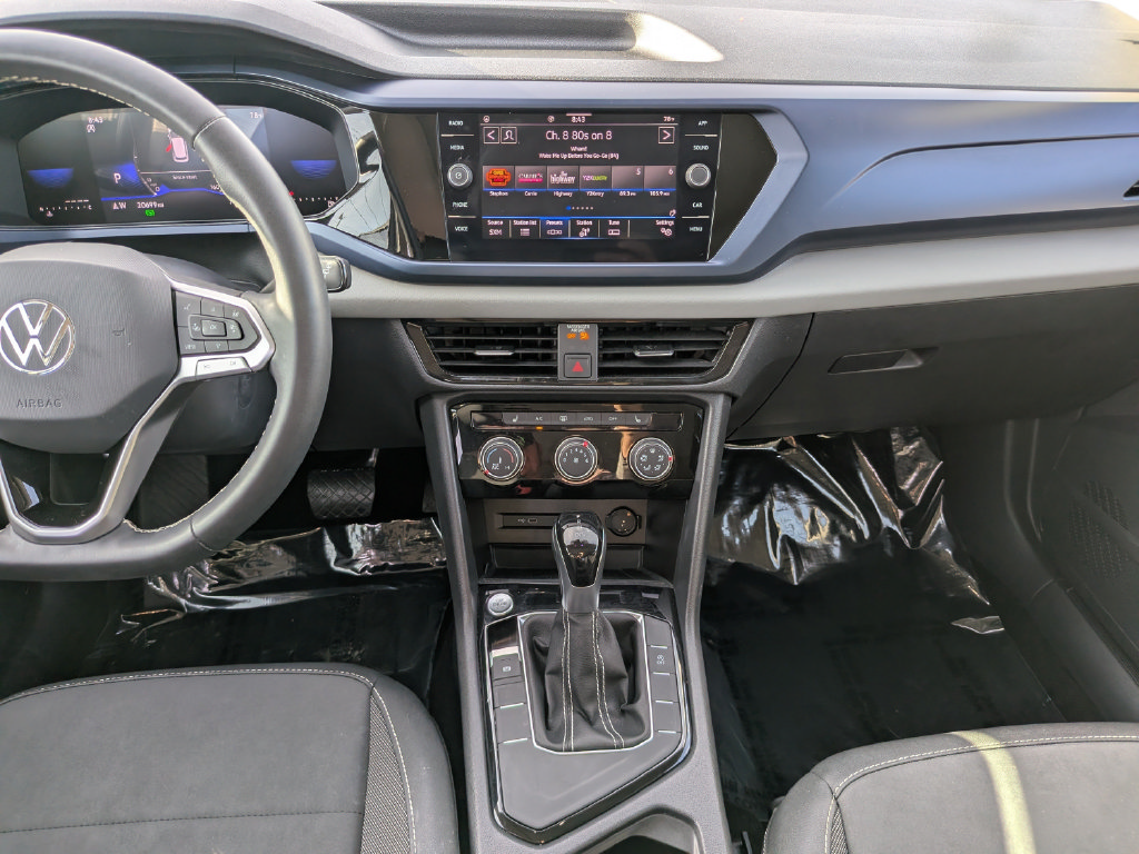 Certified 2023 Volkswagen Taos SE w/ Panoramic Sunroof Package FWD image 13