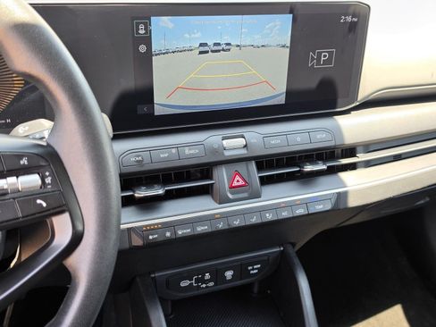 Used 2025 Kia K4 FWD image 10