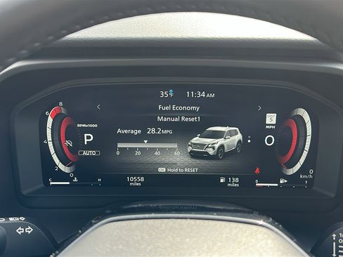 Certified 2025 Nissan Rogue Platinum image 17