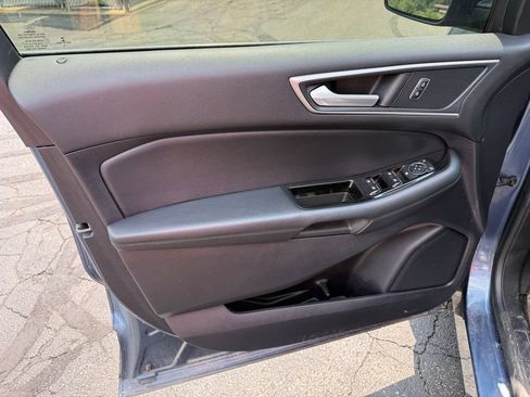 Used 2019 Ford Edge SEL w/ Equipment Group 201A AWD/4WD image 9