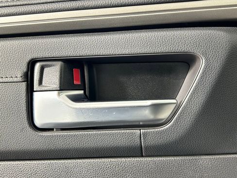 Used 2024 Toyota Sequoia Limited image 39