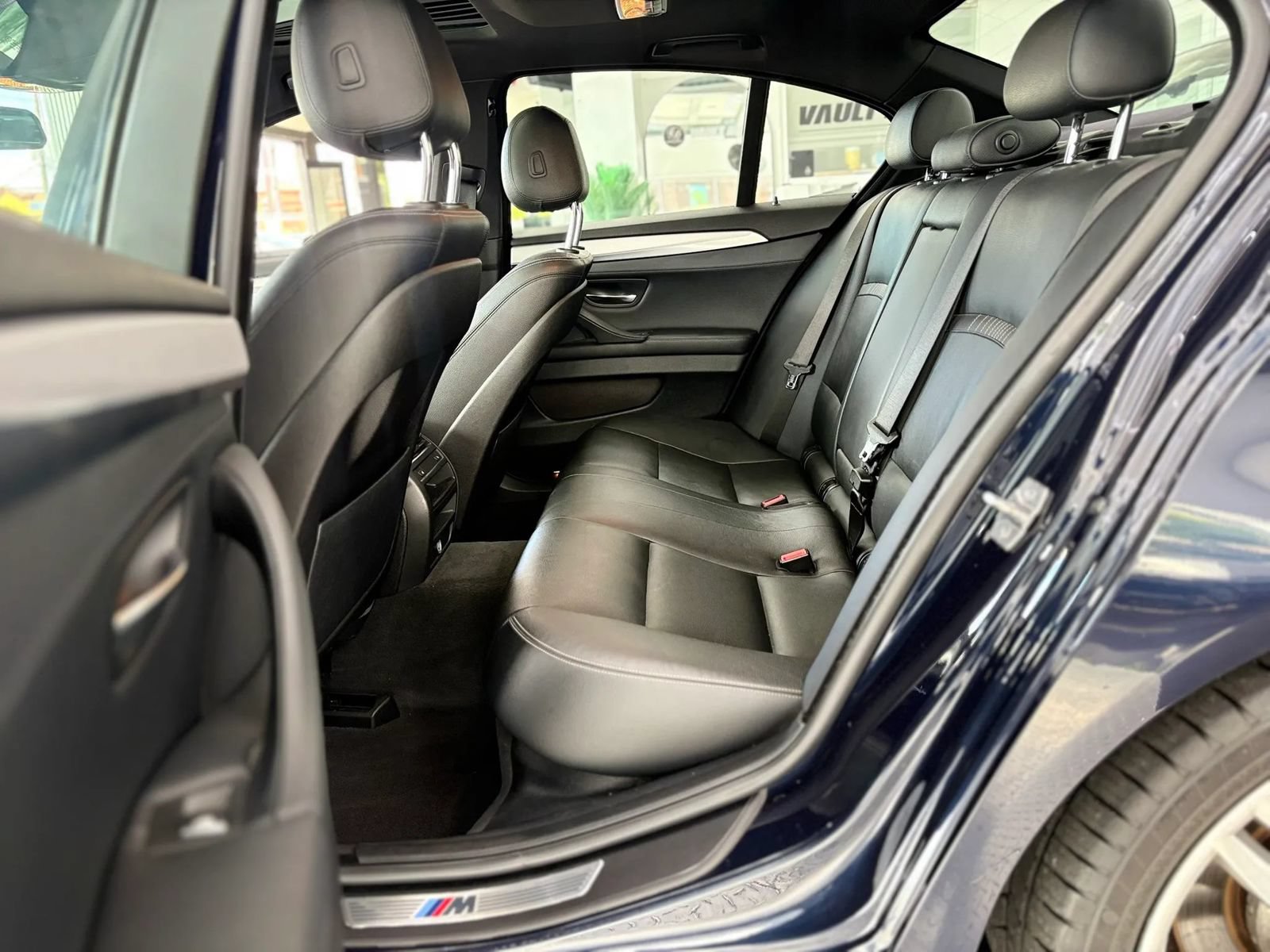 Used 2014 BMW 535i xDrive Sedan AWD/4WD image 9