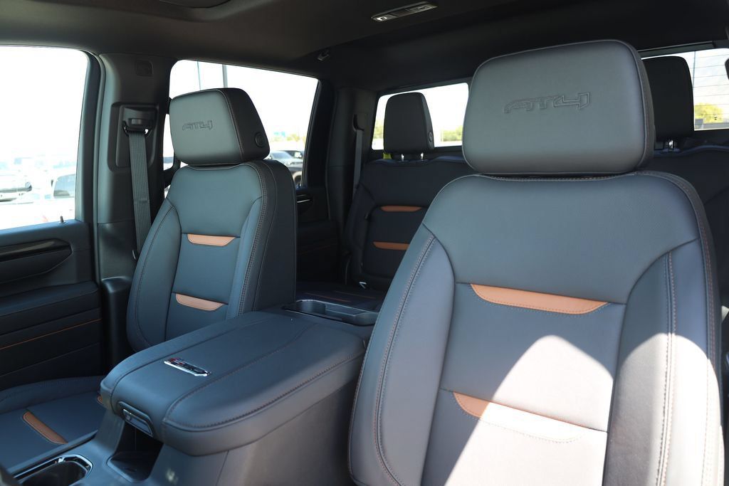 New 2026 GMC Sierra 2500 AT4 w/ AT4 Premium Plus Package AWD/4WD image 16