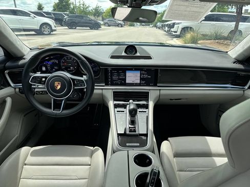 Used 2018 Porsche Panamera Turbo S AWD/4WD image 32