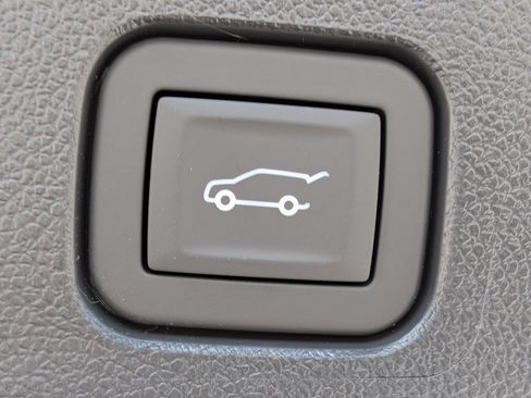 New 2026 Buick Enclave Preferred FWD image 18