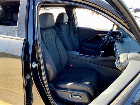 Certified 2025 Acura ADX A-Spec image 8