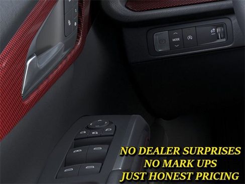 New 2026 Chevrolet Traverse RS image 22