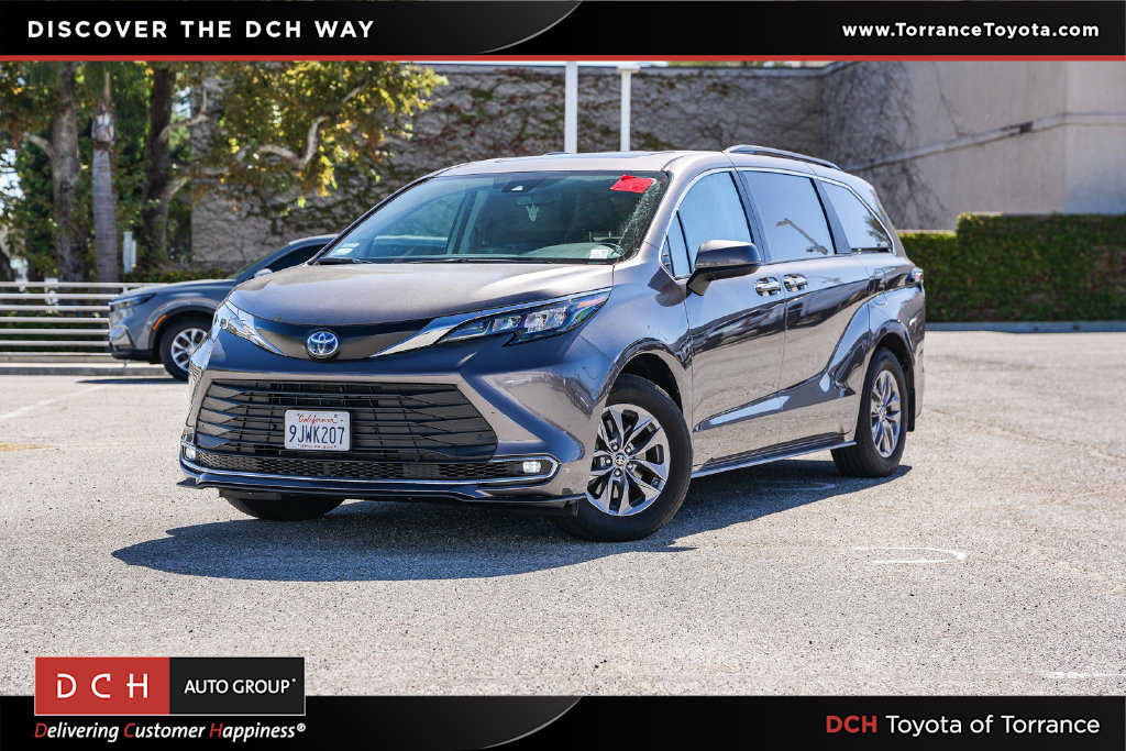 Certified 2024 Toyota Sienna XLE w/ XLE Plus Package AWD/4WD image 1