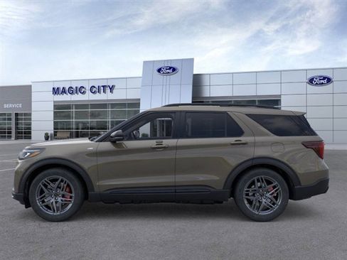 New 2026 Ford Explorer ST-Line w/ ST-Line Street Pack image 3