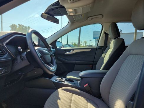 Used 2021 Ford Escape SE image 15