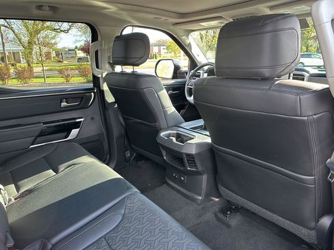 Used 2022 Toyota Tundra Limited w/ TRD Off-Road Package AWD/4WD image 19