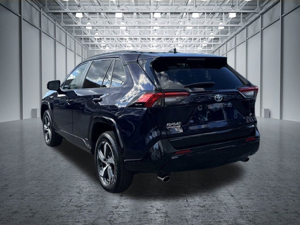 Used 2024 Toyota RAV4 SE w/ Weather & Moonroof Package AWD/4WD image 22