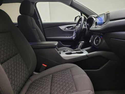 Used 2020 Chevrolet Blazer LT image 21