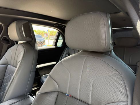 Used 2023 BMW 740i RWD image 18