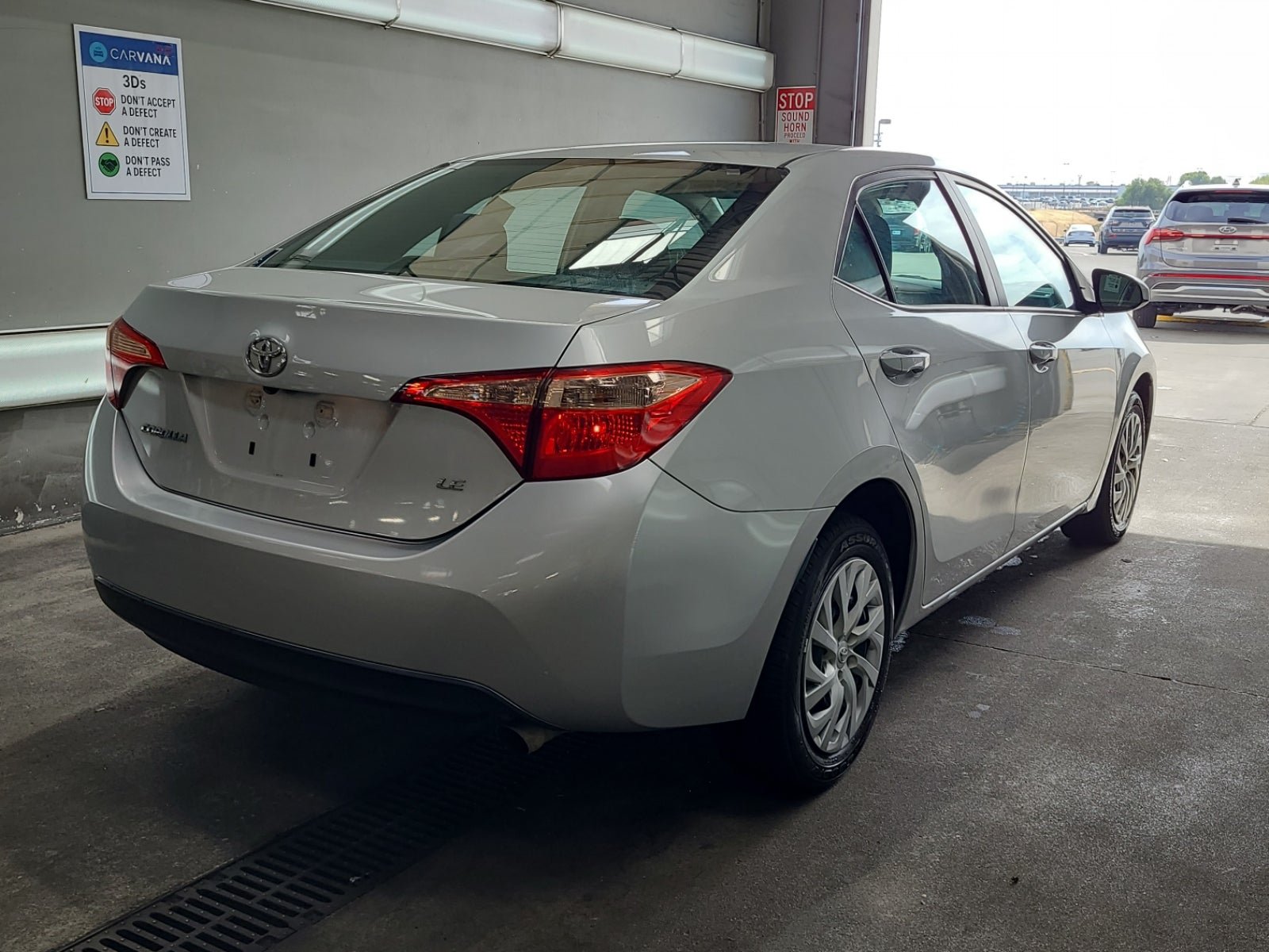 Used 2019 Toyota Corolla LE FWD image 4