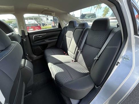Used 2018 Nissan Altima 2.5 SV FWD image 22