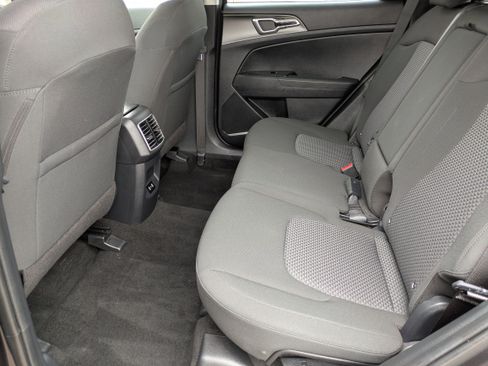 Used 2026 Kia Sportage LX image 15