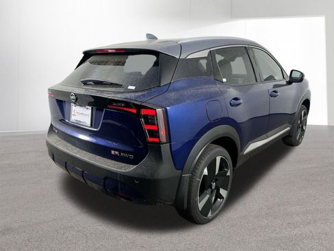New 2025 Nissan Kicks SR image 33