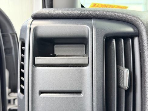 Used 2016 GMC Sierra 1500 2WD Regular Cab image 27