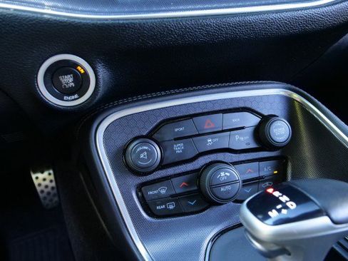 Used 2016 Dodge Challenger R/T Plus RWD image 17