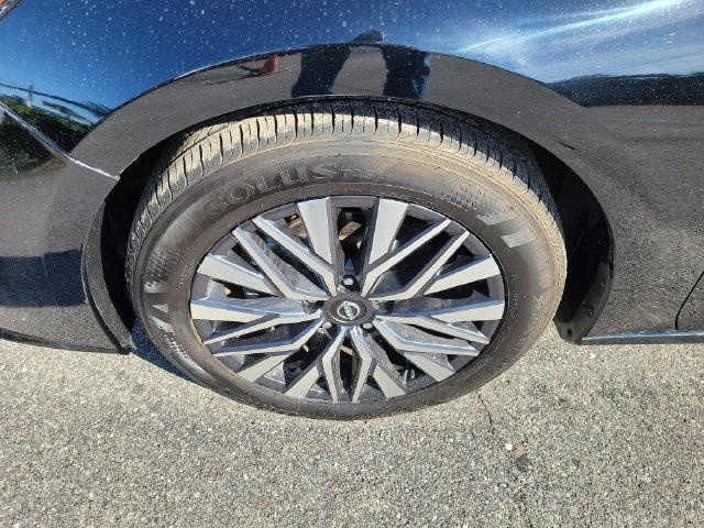 Used 2026 Nissan Altima 2.5 SV FWD image 6
