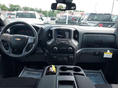 New 2026 Chevrolet Silverado 2500 Custom w/ Custom Value Package AWD/4WD image 15