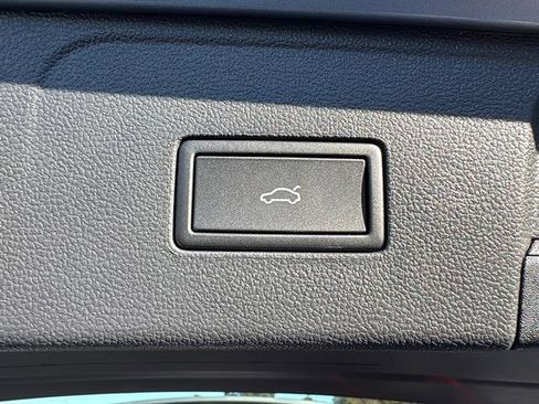 New 2026 Volkswagen Atlas SEL image 14