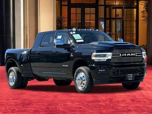 Used 2024 RAM 3500 Laramie w/ Sport Appearance Package image 8