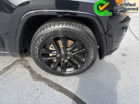 Used 2019 Jeep Grand Cherokee Altitude RWD image 19