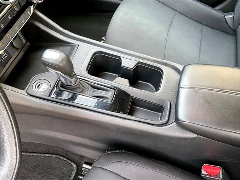 Used 2024 Nissan Sentra S image 15