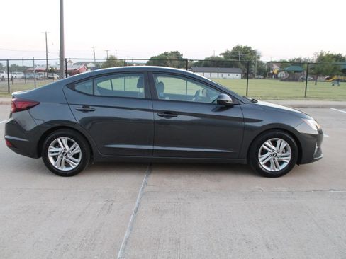 Used 2020 Hyundai Elantra SEL FWD image 6