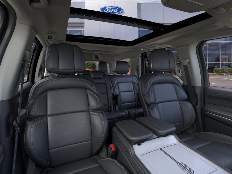 New 2025 Lincoln Navigator Reserve AWD/4WD image 44