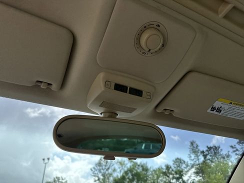 Used 2010 Volkswagen Beetle Coupe image 19