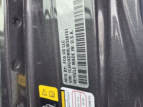 Used 2020 Jeep Wrangler Unlimited Sport image 24