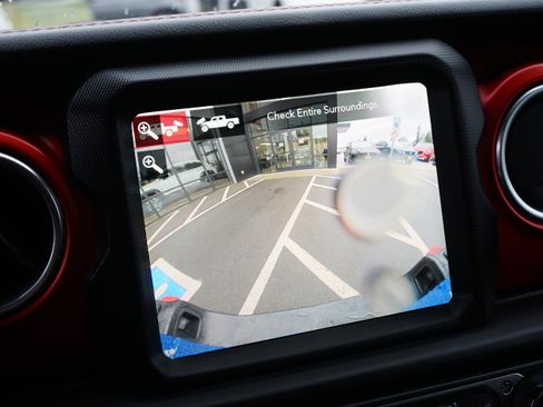 Used 2020 Jeep Gladiator Rubicon image 26